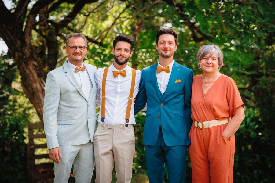 La table des mariés est dressée lors d'un mariage au château de la Sébrandière en Vendée