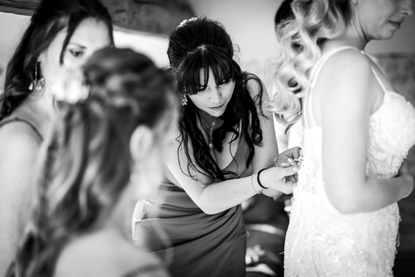 Les mariés dansent lors d'un mariage au château de la Sébrandière en Vendée