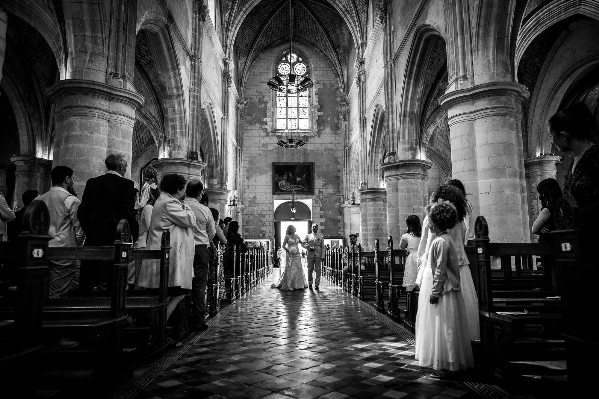 Arrivée de la mariée à la cérémonie - Photographe Mariage